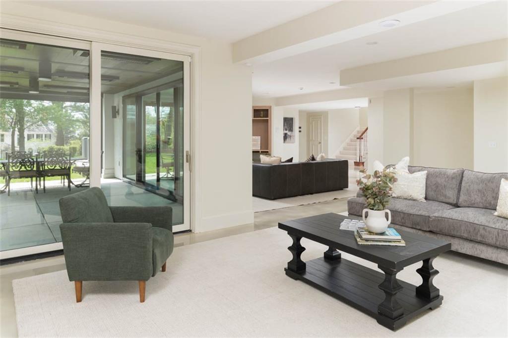 11413 Manor Road Leawood, KS 66211 - Photo 54 of 81