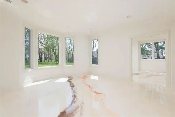 $2,400,000 | 11413 Manor Road, Leawood, KS 66211