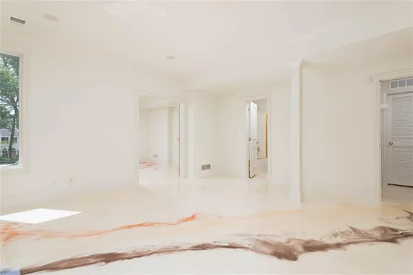 $2,400,000 | 11413 Manor Road, Leawood, KS 66211