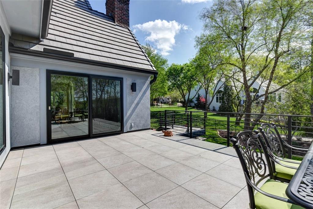 11413 Manor Road Leawood, KS 66211 - Photo 63 of 81
