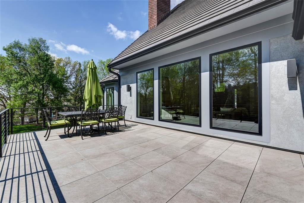 11413 Manor Road Leawood, KS 66211 - Photo 64 of 81