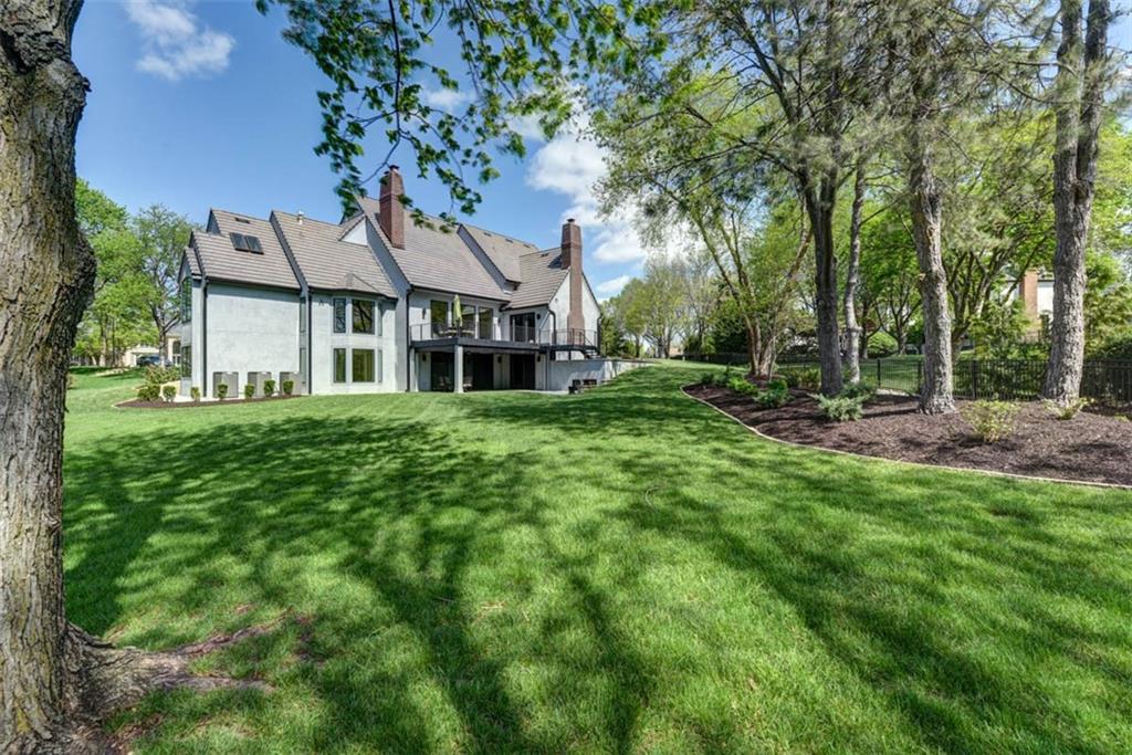 11413 Manor Road Leawood, KS 66211 - Photo 71 of 81