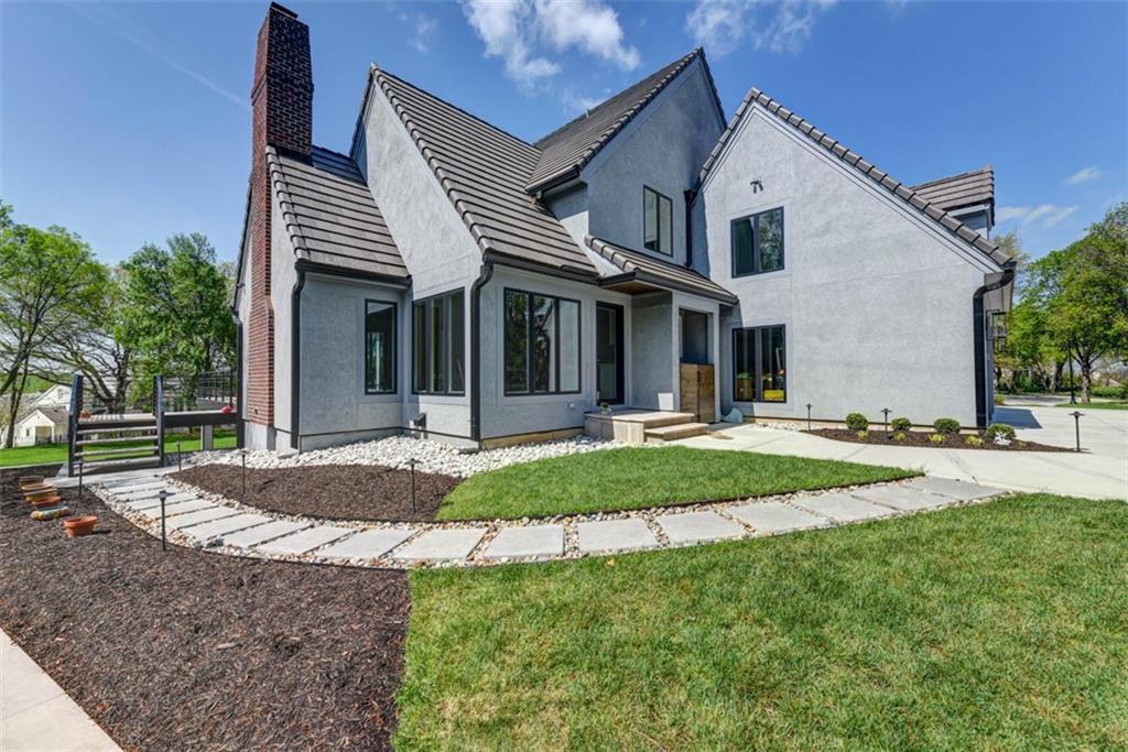 11413 Manor Road Leawood, KS 66211 - Photo 76 of 81