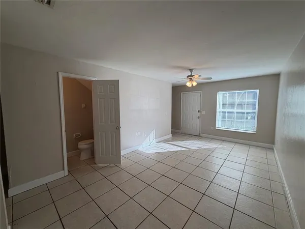 $1,095 | 1718 Southwest 69th Terrace, Unit C, Gainesville, FL 32607