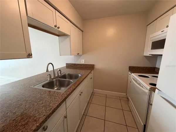 $1,095 | 1718 Southwest 69th Terrace, Unit C, Gainesville, FL 32607