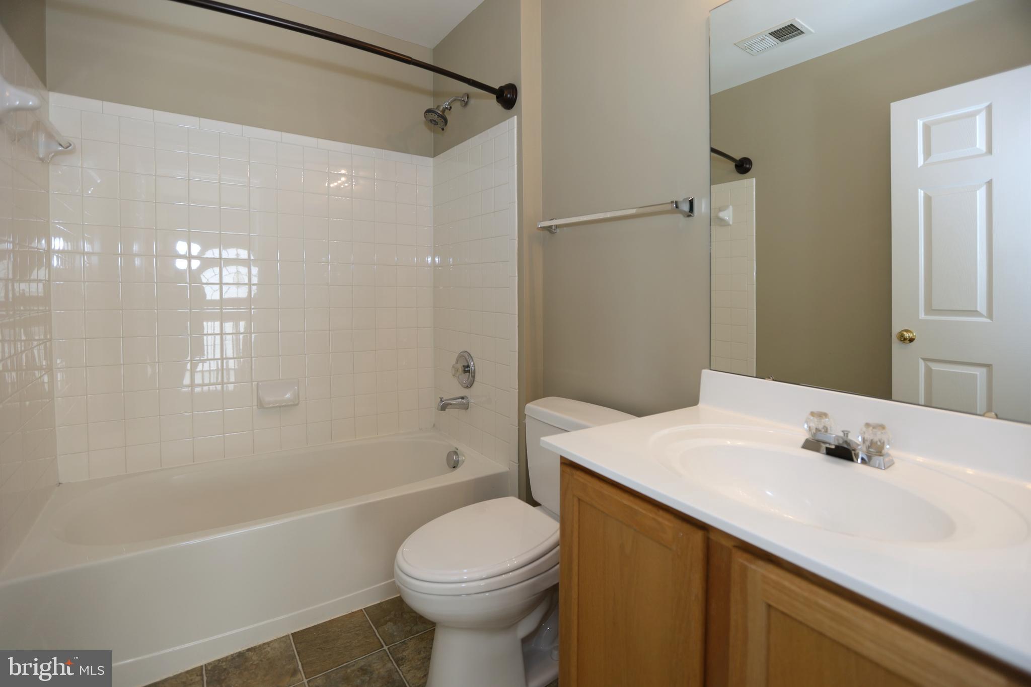 14205 Reidhall Place Gainesville, VA 20155 - Photo 35 of 54 Bathroom #2 on Upper Level