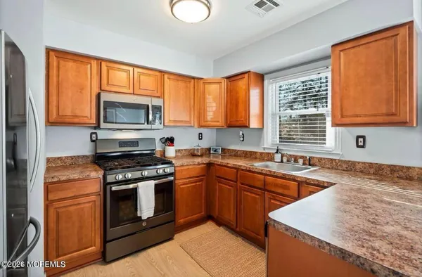 $3,000 | 209 Sinclair Avenue, Lanoka Harbor, NJ 08734