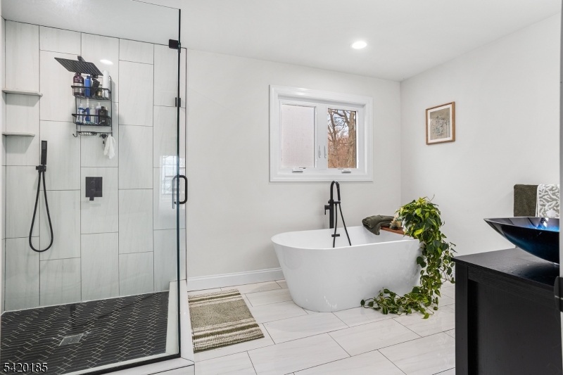 29 Tennis Road Lake Hopatcong, NJ 07849 - Photo 26 of 44