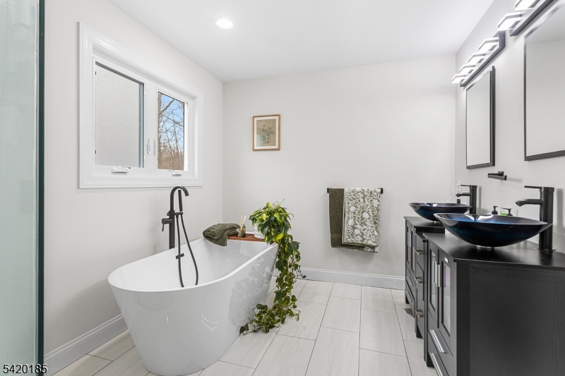 29 Tennis Road Lake Hopatcong, NJ 07849 - Photo 27 of 44