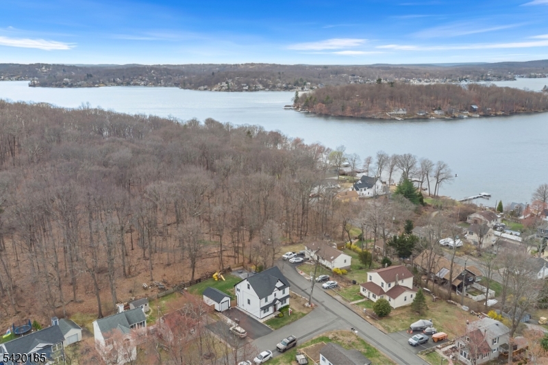 29 Tennis Road Lake Hopatcong, NJ 07849 - Photo 40 of 44