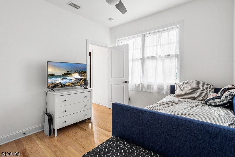 29 Tennis Road Lake Hopatcong, NJ 07849 - Photo 7 of 44