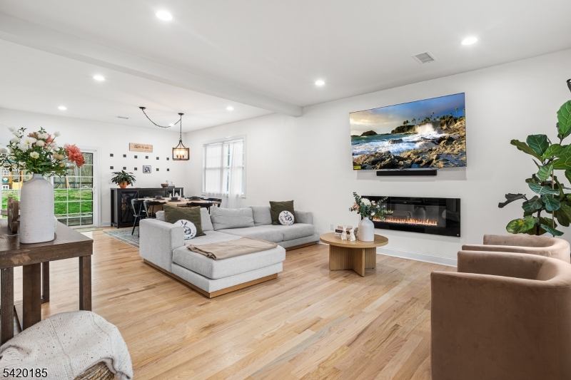 29 Tennis Road Lake Hopatcong, NJ 07849 - Photo 8 of 44