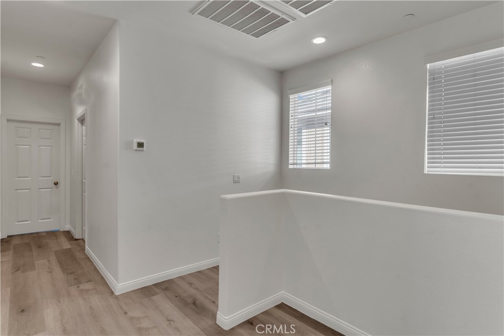 687 South Fillmore Avenue Rialto, CA 92376 - Photo 19 of 34