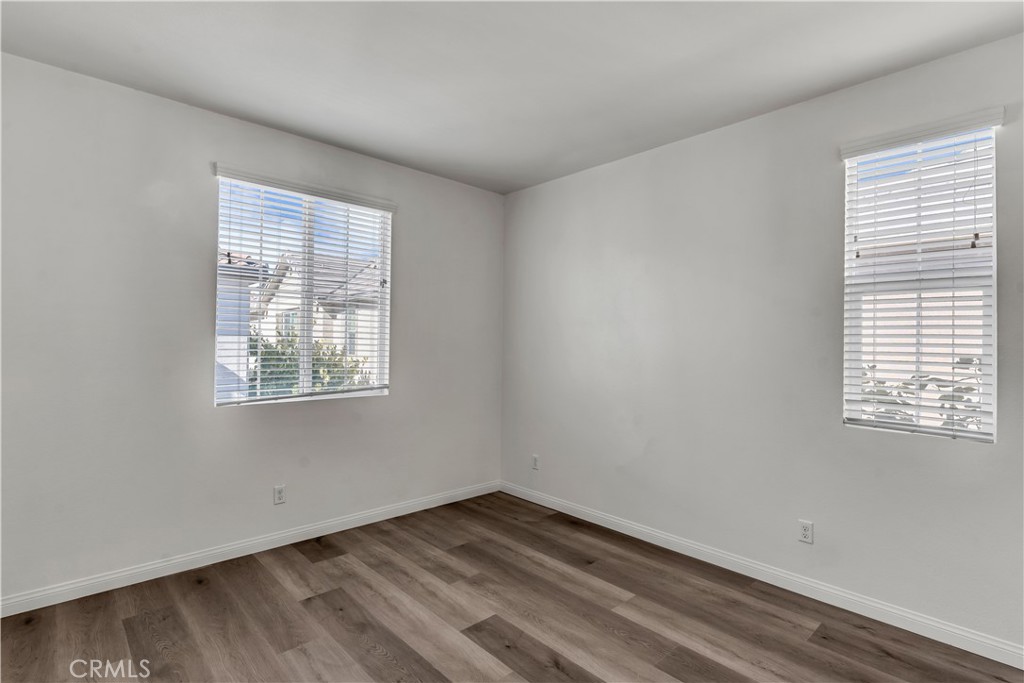 687 South Fillmore Avenue Rialto, CA 92376 - Photo 23 of 39 an empty room with a window