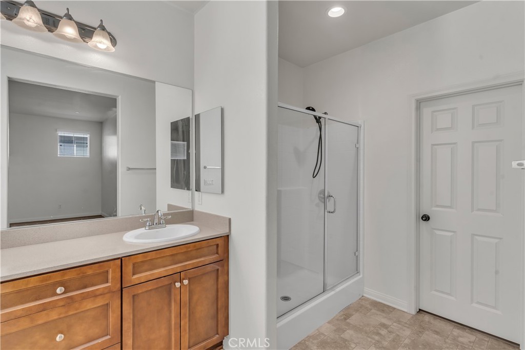 687 South Fillmore Avenue Rialto, CA 92376 - Photo 30 of 34