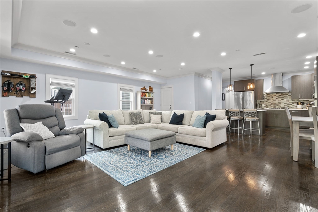 724 East 2nd Street, Unit 2 Boston, MA 02127 - Photo 12 of 31