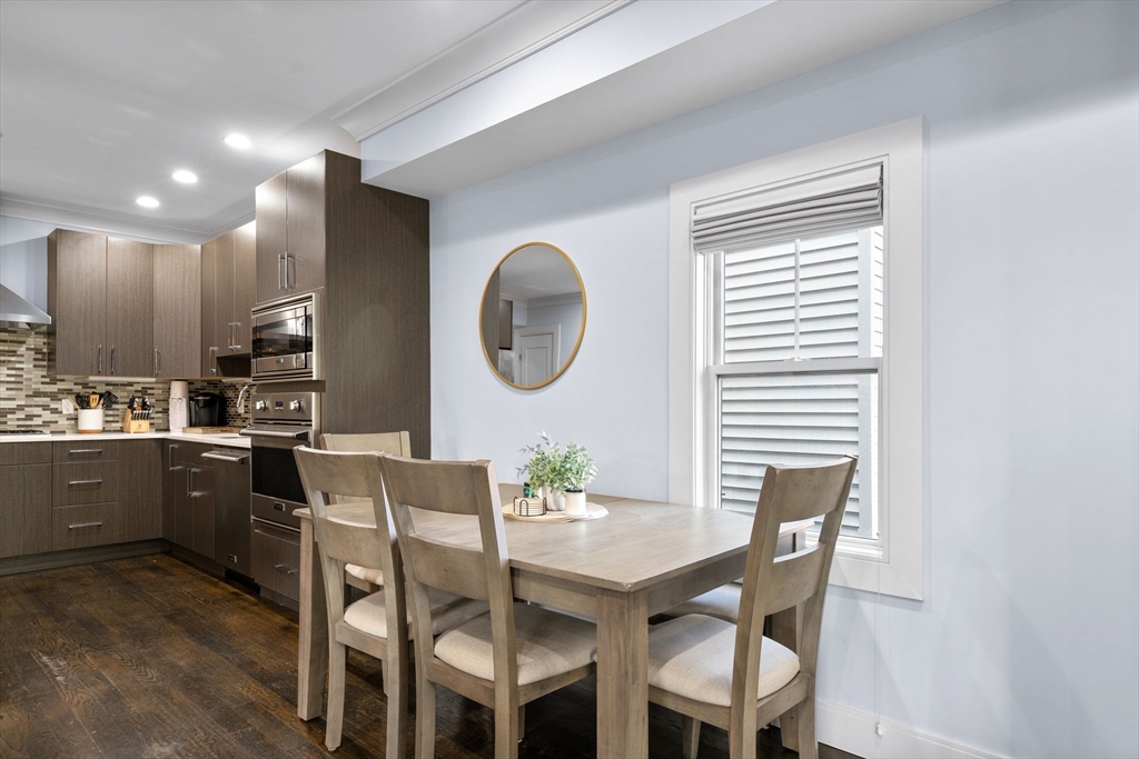 724 East 2nd Street, Unit 2 Boston, MA 02127 - Photo 13 of 31