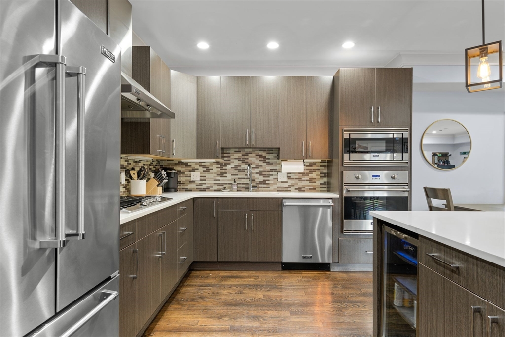724 East 2nd Street, Unit 2 Boston, MA 02127 - Photo 15 of 31