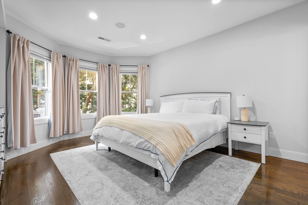 724 East 2nd Street, Unit 2 Boston, MA 02127 - Photo 19 of 31