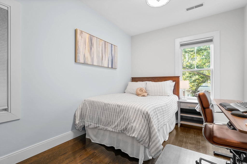 724 East 2nd Street, Unit 2 Boston, MA 02127 - Photo 25 of 31