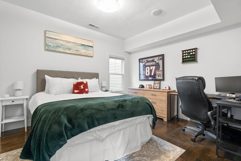 724 East 2nd Street, Unit 2 Boston, MA 02127 - Photo 27 of 31