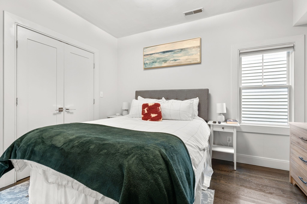 724 East 2nd Street, Unit 2 Boston, MA 02127 - Photo 28 of 31
