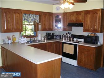 2485 Rosenberry Road Gilbertsville, PA 19525 - Photo 4 of 12 Kitchen