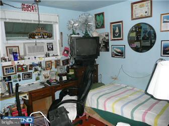 2884 Senak Road Abington, PA 19001 - Photo 10 of 12 Bedroom 3