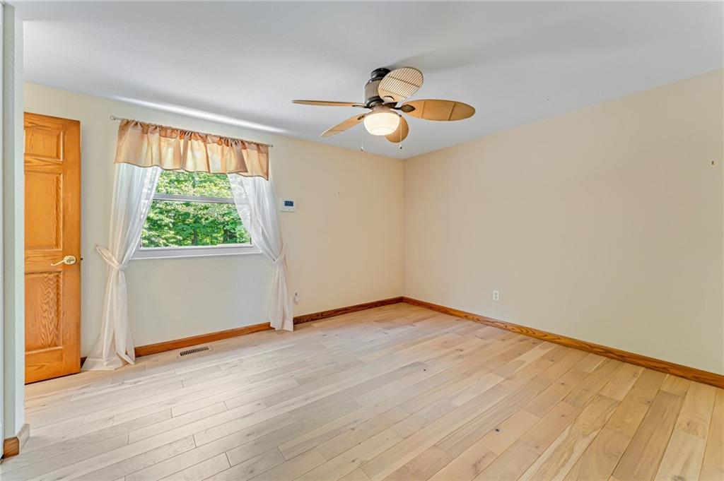124 Ridgeview Drive Monroeville, PA 15146 - Photo 15 of 32 Gallery Image 15