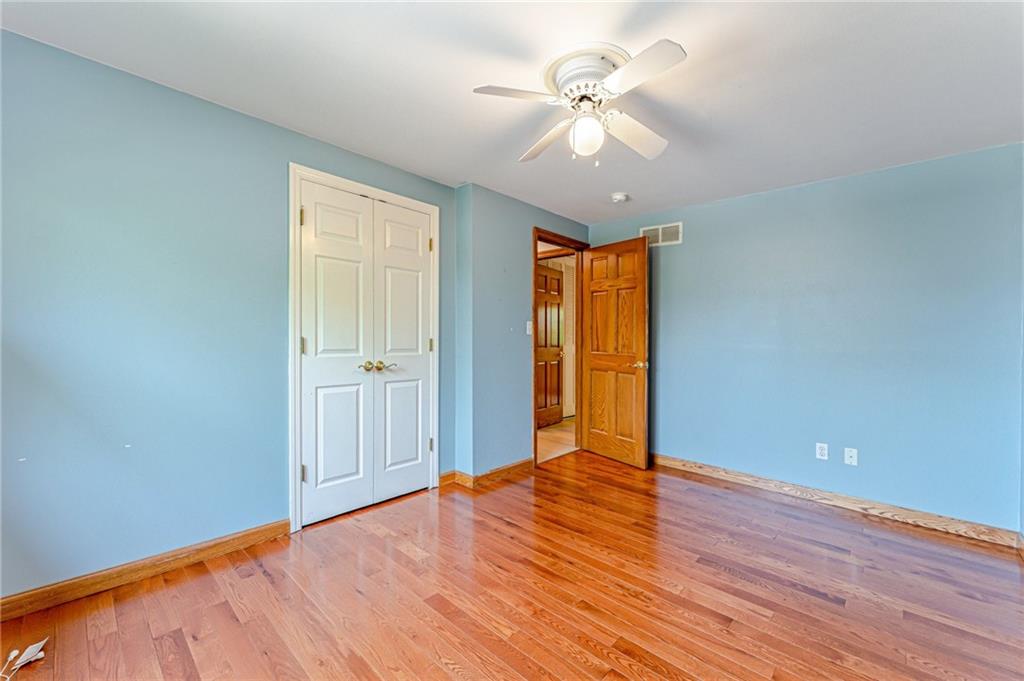 124 Ridgeview Drive Monroeville, PA 15146 - Photo 17 of 32 Gallery Image 17