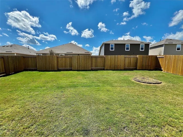 $1,895 | 1448 Sunkiss Drive, Fort Worth, TX 76140