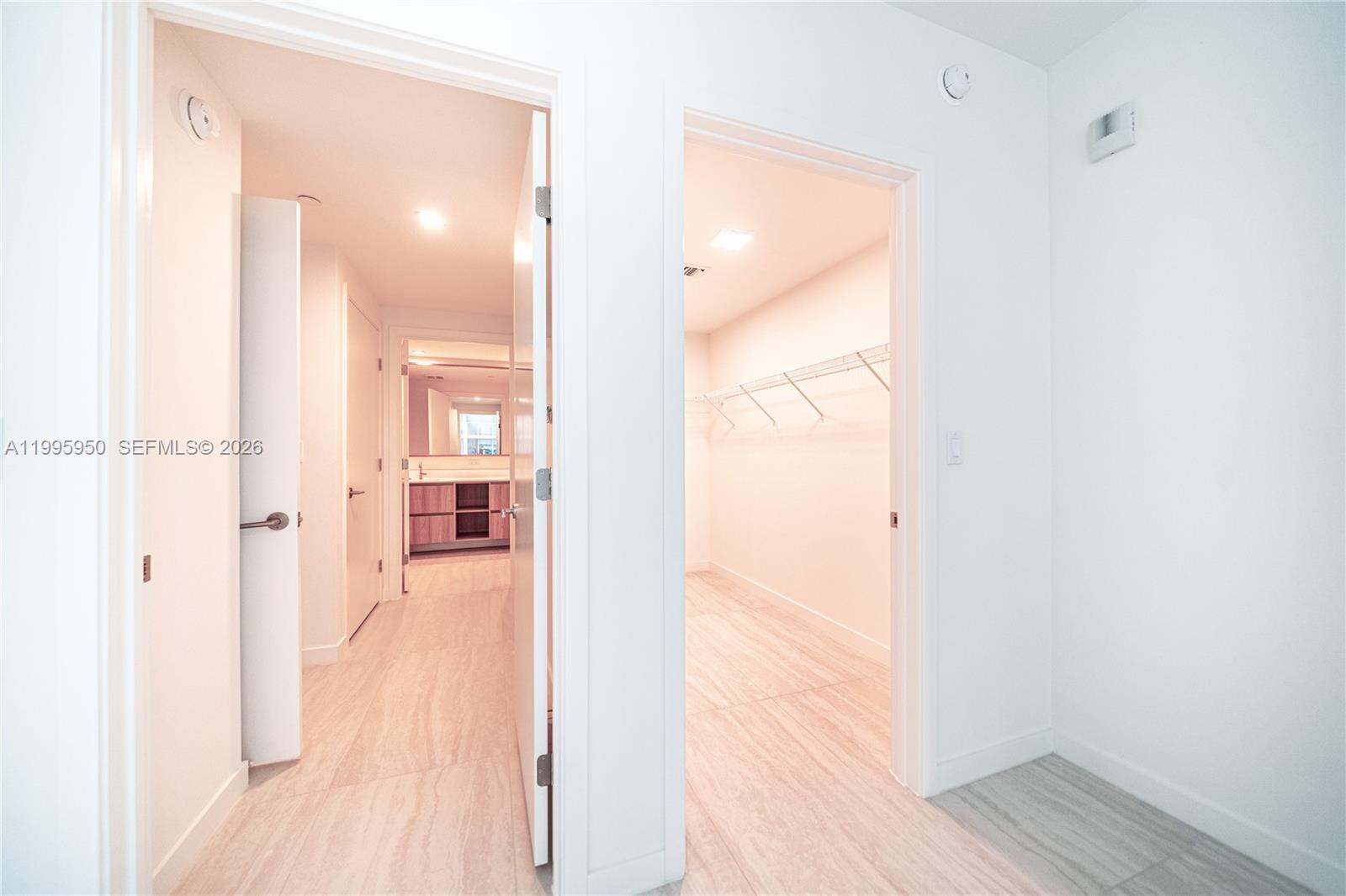 77 Southeast 5th Street, Unit 2908 Miami, FL 33131 - Photo 65 of 73