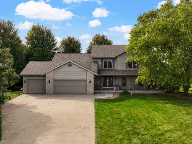 $800,000 | 6707 Twin Lane Road, Sun Prairie, WI 53590
