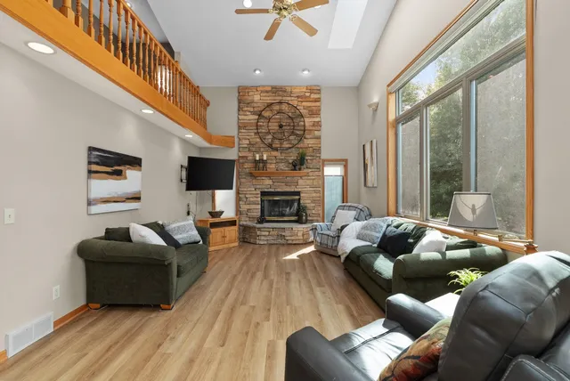 $800,000 | 6707 Twin Lane Road, Sun Prairie, WI 53590