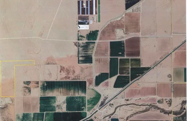 a view of balcony with outdoor space