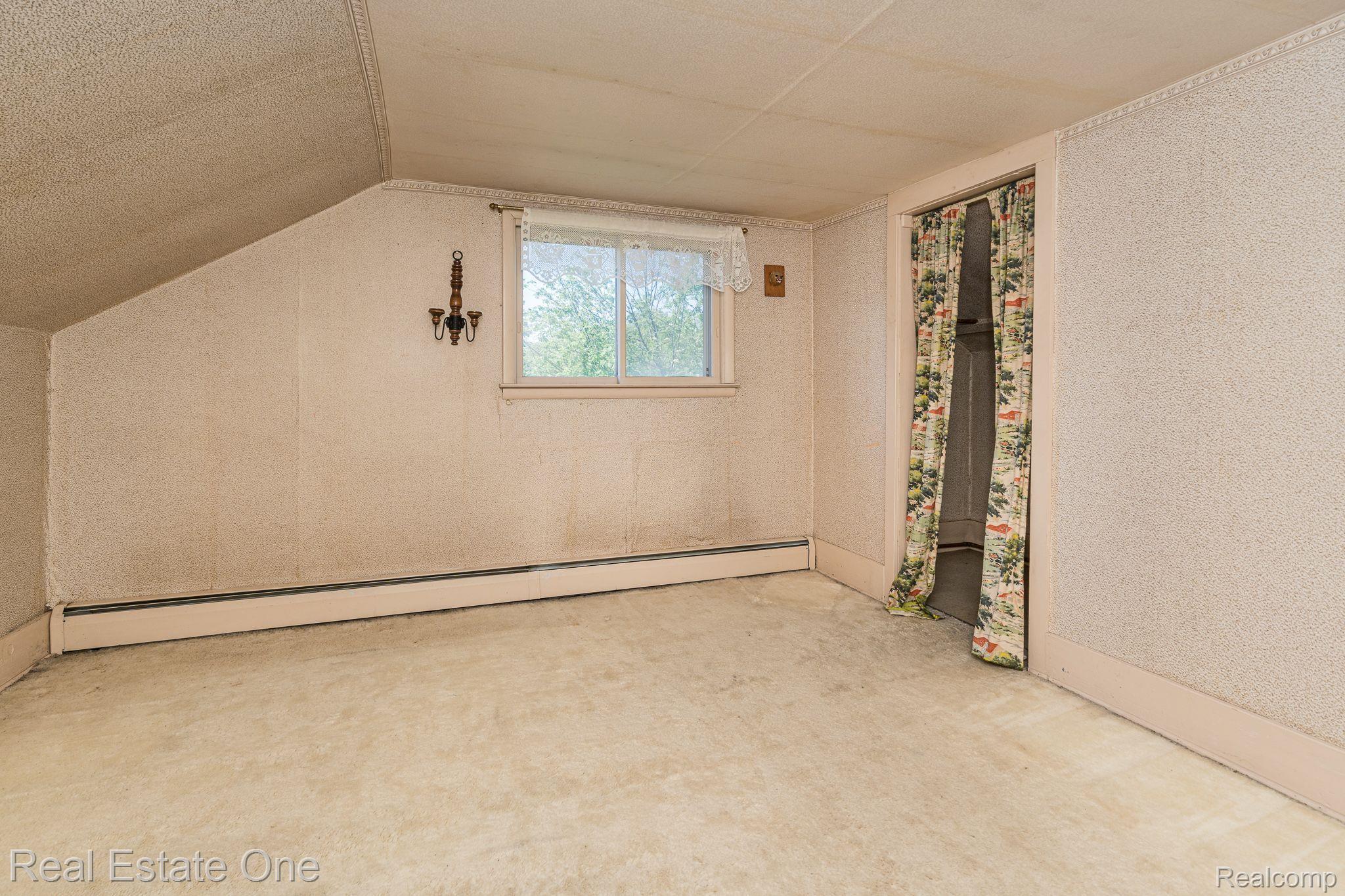 4190 Pratt Road Metamora, MI 48455 - Photo 26 of 53 Upper Level: 3rd Bdrm