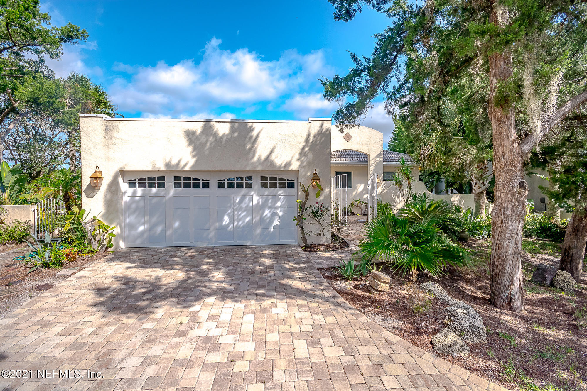 131 Spoonbill Point Court St. Augustine, FL 32080 - Photo 24 of 34 Paver Driveway