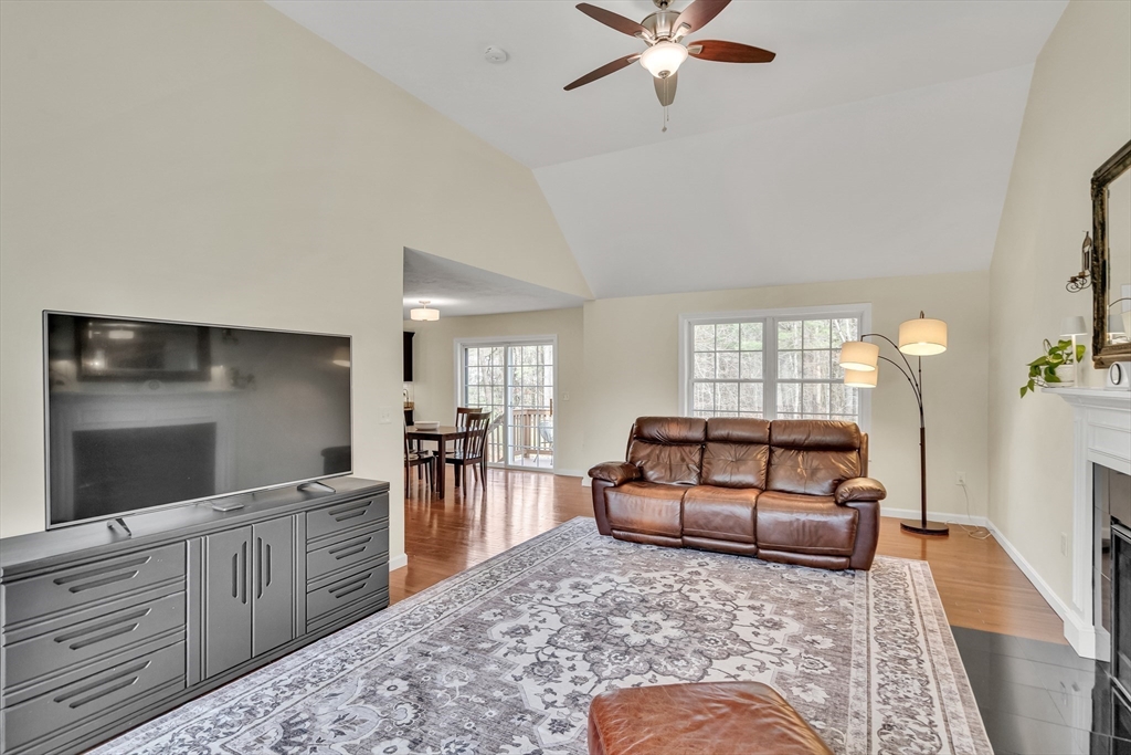 3 Mountain Laurel Road Ayer, MA 01432 - Photo 12 of 29