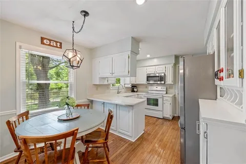 $425,000 | 309 North Mesquite Street, Olathe, KS 66061