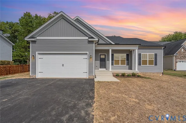 $799,900 | 26437 Pennfields Drive, Orange, VA 22960