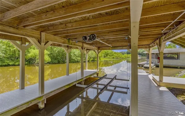 $799,900 | 26437 Pennfields Drive, Orange, VA 22960