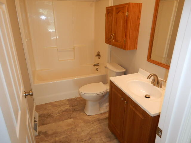 780 Garfield Road Auburn, ME 04210 - Photo 14 of 22 DSCN1473