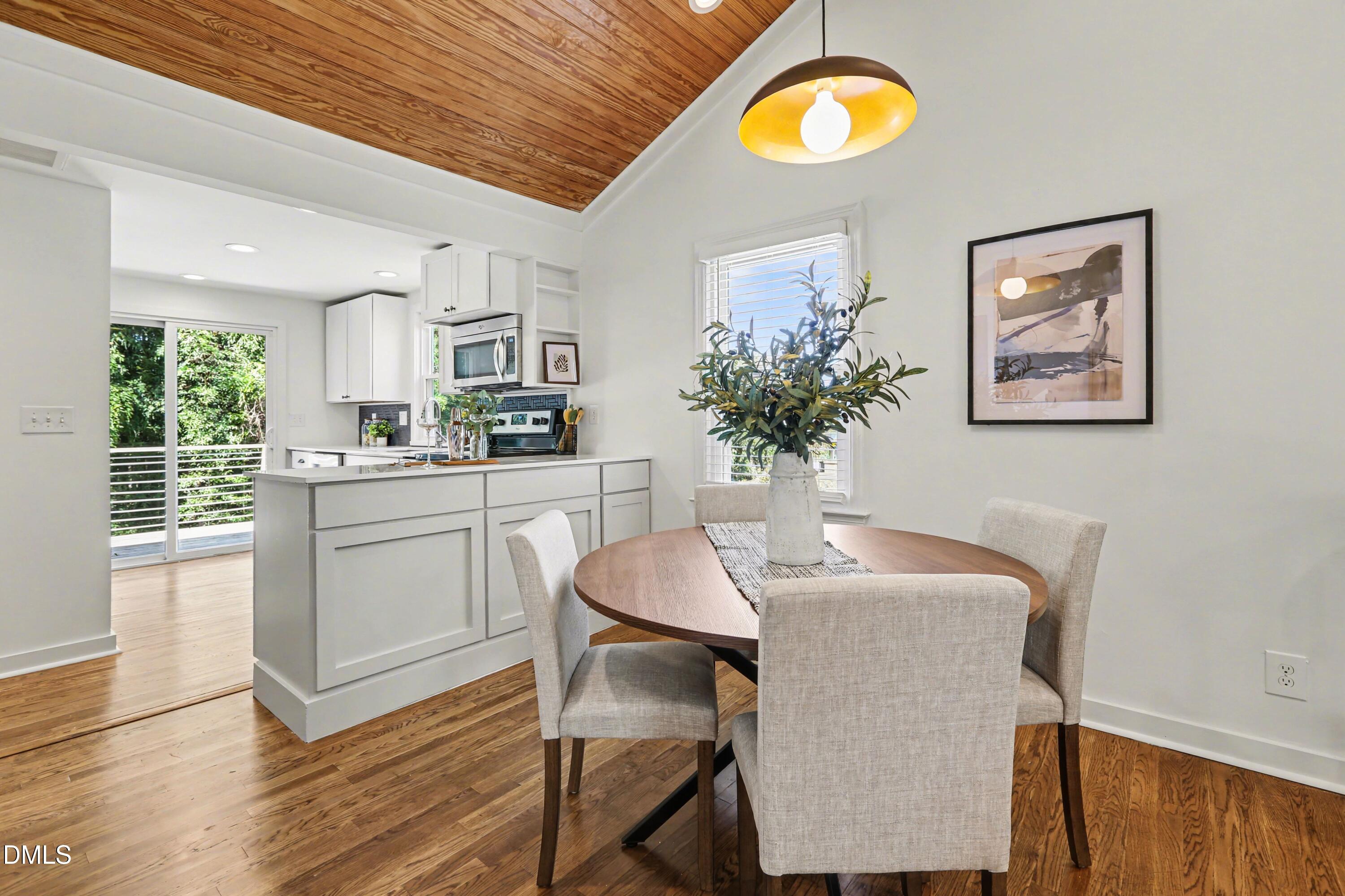 106 Plainview Avenue Raleigh, NC 27604 - Photo 6 of 24 009_file_9011