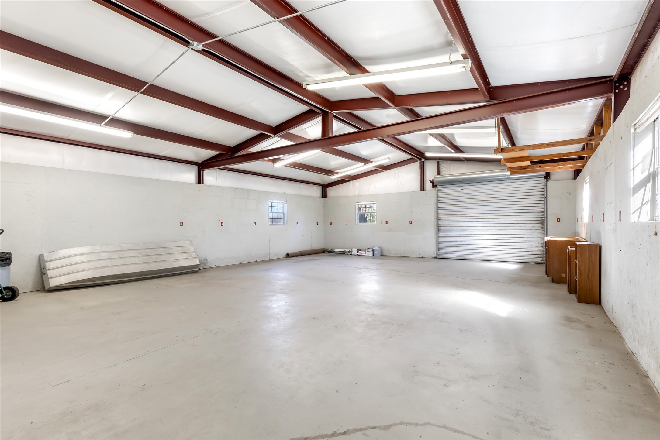 4019 Hillcrest Street Liberty, TX 77575 - Photo 17 of 31 a view of a garage