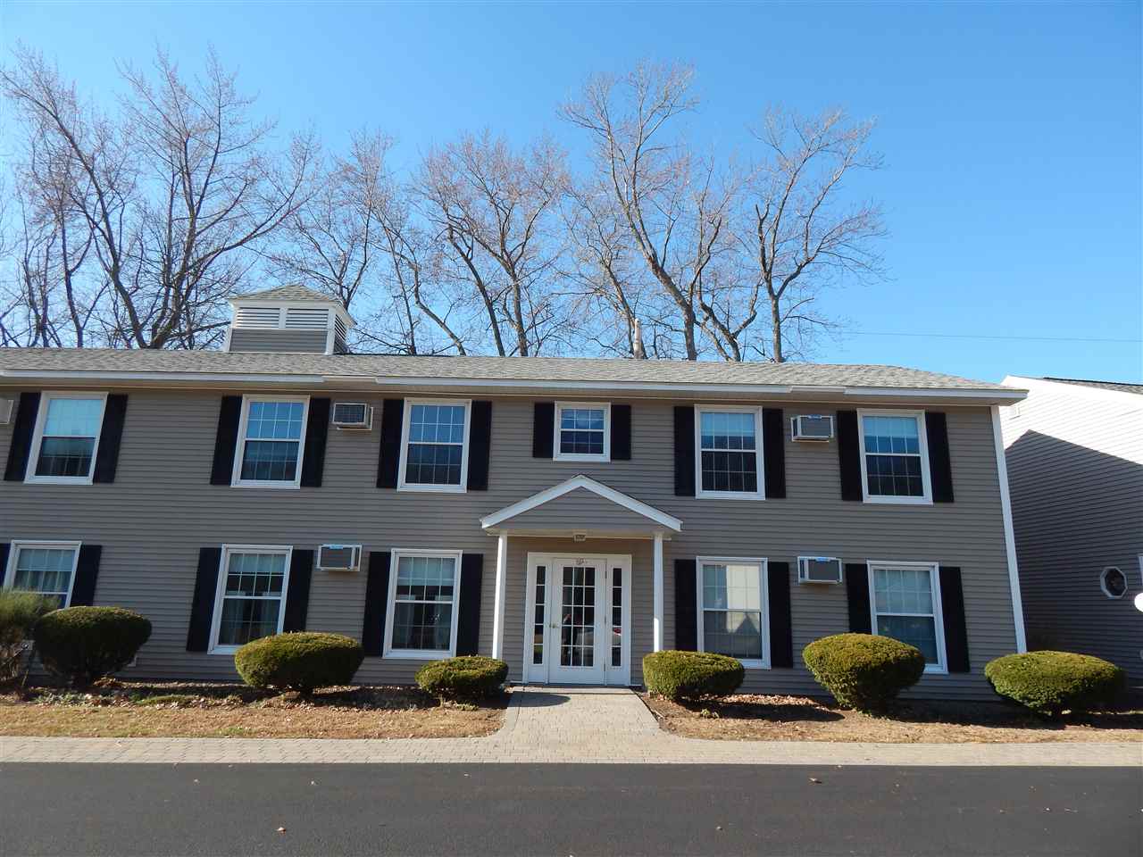 89 Winnacunnet Road, Unit 4 Hampton, NH 03842 - Photo 1 of 19