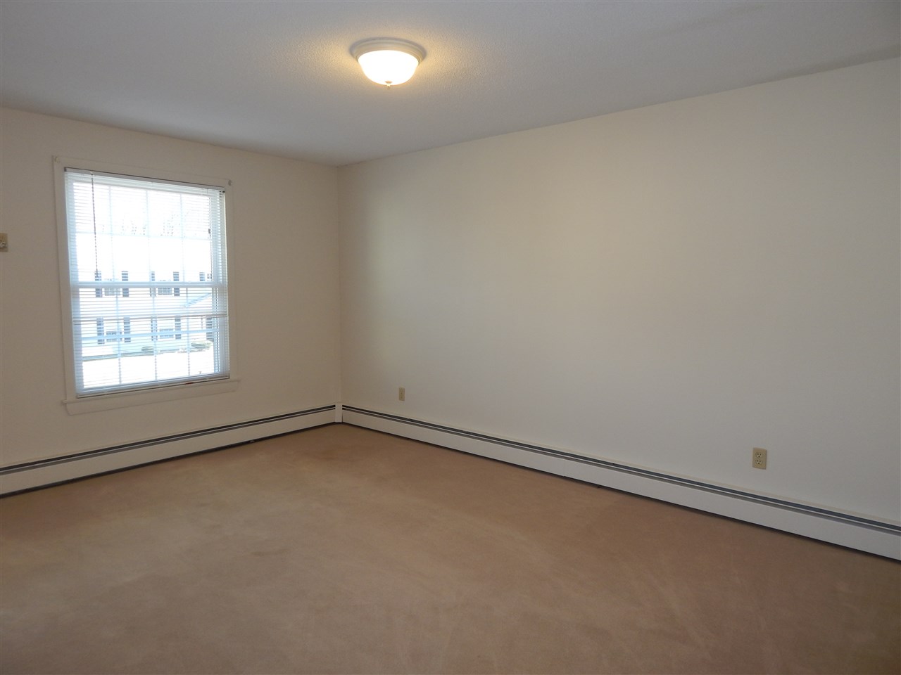 89 Winnacunnet Road, Unit 4 Hampton, NH 03842 - Photo 11 of 19