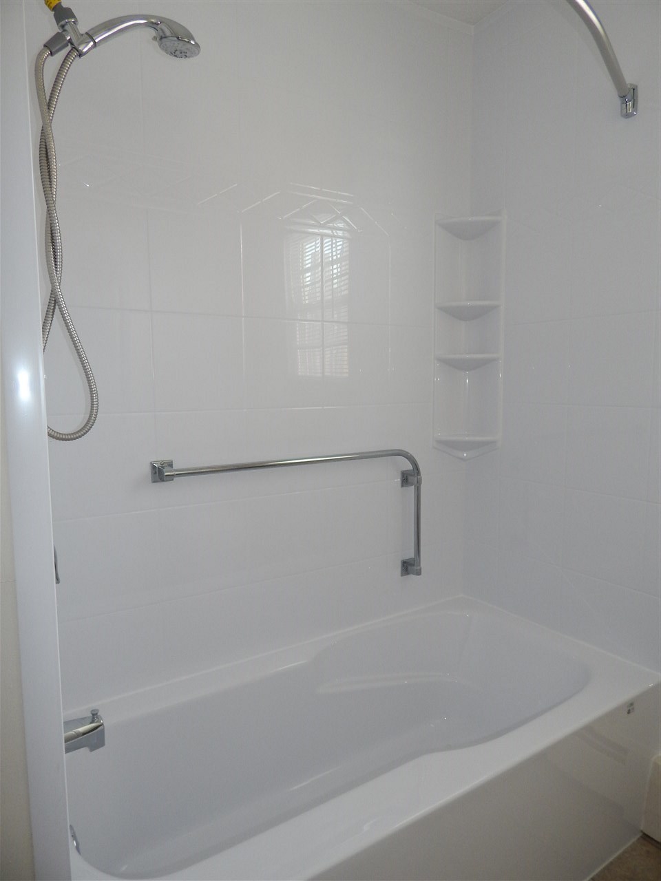 89 Winnacunnet Road, Unit 4 Hampton, NH 03842 - Photo 15 of 19