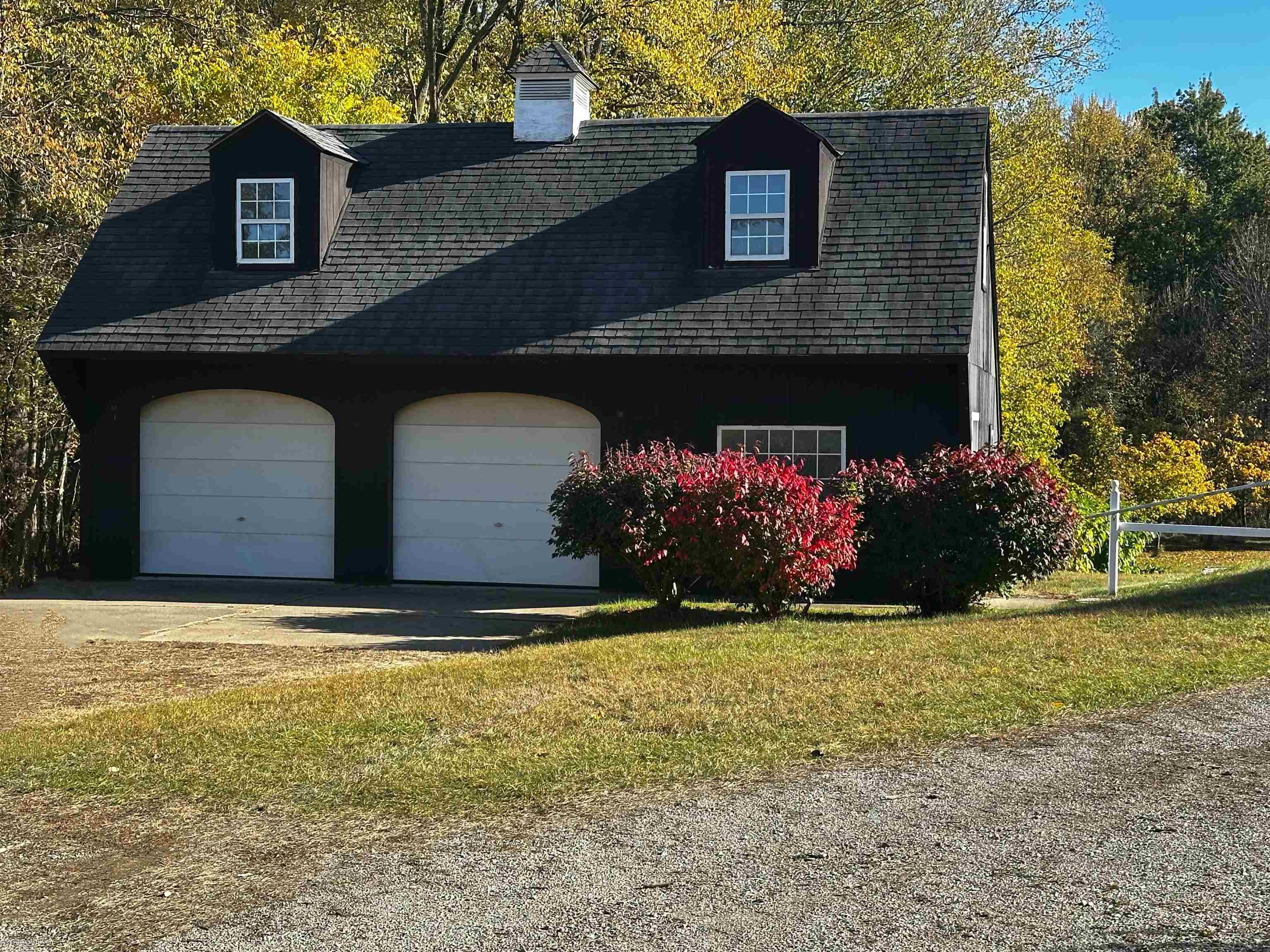 6760 Hunters Creek Road Imlay City, MI 48444 - Photo 3 of 35