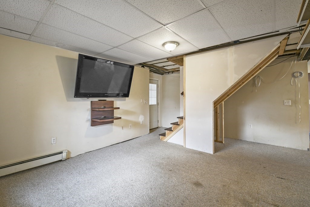 206 Rivulet Street Uxbridge, MA 01569 - Photo 21 of 37 Gallery Image 21