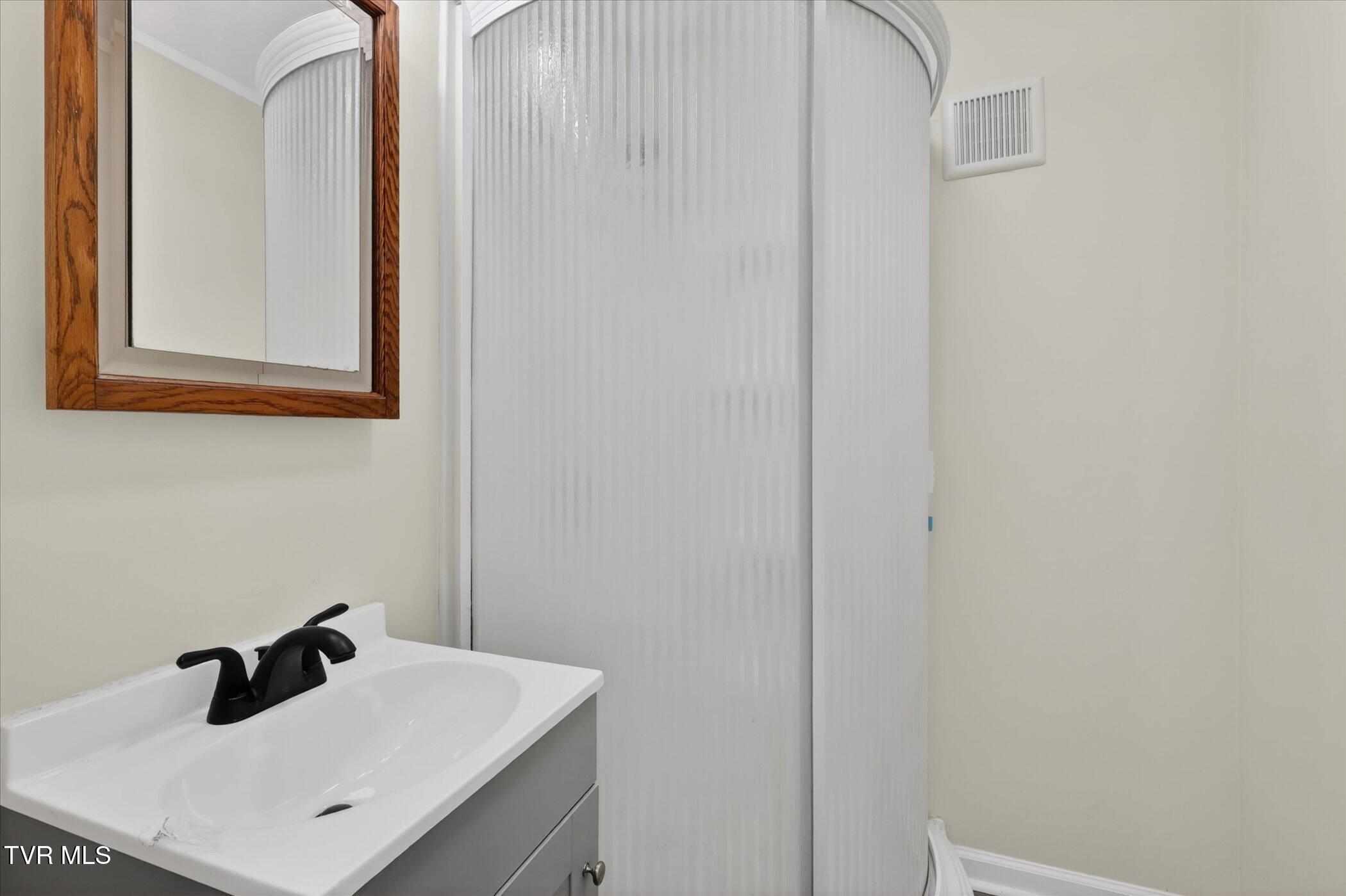 1238 Ruritan Run Road Gate City, VA 24251 - Photo 24 of 45 25-1238-Ruritan-Run-Rd-Windowstill